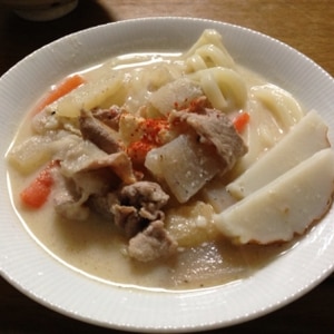 体の芯からあったまる☆粕汁うどん